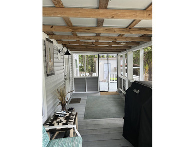 Lovely totally renovated home in Windjammer Village. Just a - photo 15