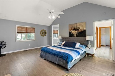 Situated on 1.13 acres with 150 feet of waterfront on the canal - photo 16