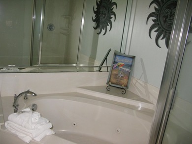 This is a terrific Buy on Okaloosa Island. The only Four Bedroom - photo 21
