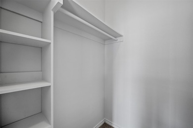 Lake living meets value in this refreshed 4-bedroom, 3-bathroom - photo 30