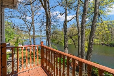 Situated on 1.13 acres with 150 feet of waterfront on the canal - photo 36