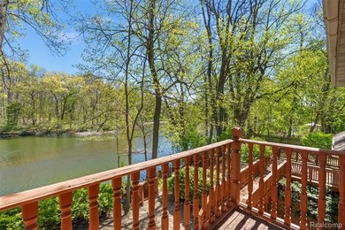 Situated on 1.13 acres with 150 feet of waterfront on the canal - photo 37