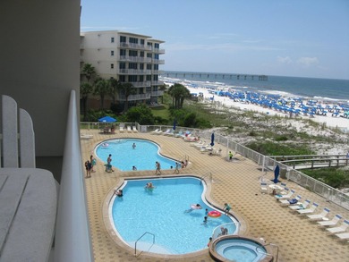 This is a terrific Buy on Okaloosa Island. The only Four Bedroom - photo 39