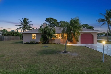 (private lake, pond, coastal) Home For Sale in Port Saint Lucie Florida