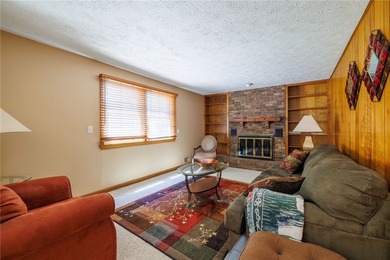 Welcome to this beautifully maintained 3-bedroom, 1.5-bath - photo 14