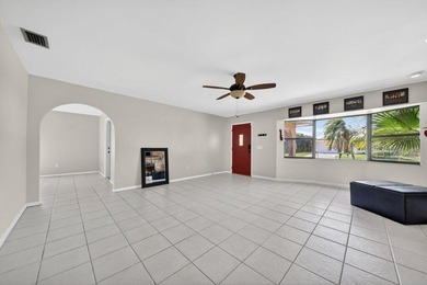 Lakefront Corner-Lot Gem on 1/3 Acre - No HOA! Welcome home to - photo 10