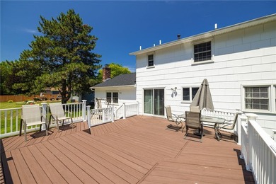 Welcome to this beautifully maintained 3-bedroom, 1.5-bath - photo 24