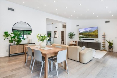 Contemporary elegance meets exceptional craftsmanship in this - photo 5