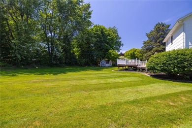 Welcome to this beautifully maintained 3-bedroom, 1.5-bath - photo 31