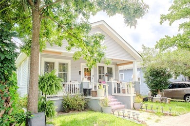 Investor Special! This 3-bedroom, 1-bath bungalow is an - photo 3