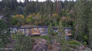 This modern masterpiece provides exceptional privacy within a - photo 3