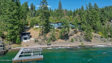 This modern masterpiece provides exceptional privacy within a - photo 6