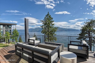 This modern masterpiece provides exceptional privacy within a - photo 10