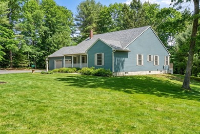 Located in the heart of Midcoast Maine and within walking - photo 3