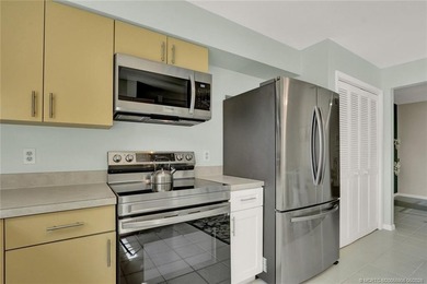 This 3 bedroom home has two full bathrooms and is very well - photo 17