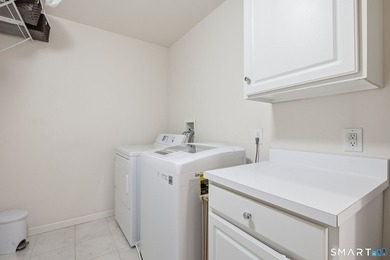 Beautiful Colonial built in 2005 with 4 bedrooms, 2.5 baths - photo 26