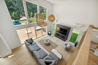 Set in the privacy of Hither Woods, this six bedroom, four and a - photo 6