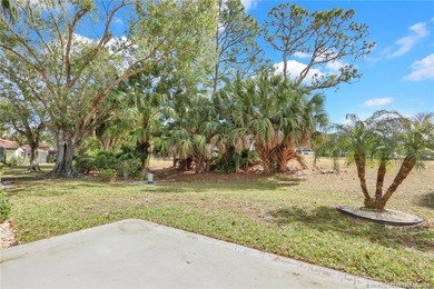 This 3 bedroom home has two full bathrooms and is very well - photo 36