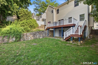Beautiful Colonial built in 2005 with 4 bedrooms, 2.5 baths - photo 38