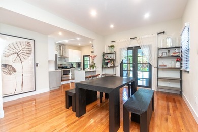 Fully rebuilt in 2021, this beautiful 3 bd/2.5 bath Spanish - photo 6
