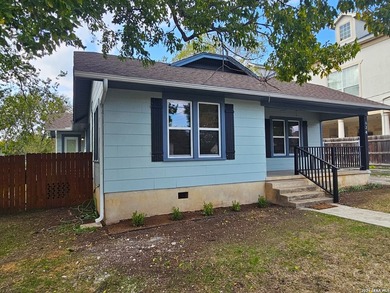 Fully renovated 3-bedroom, 2-bath home offering the perfect - photo 7