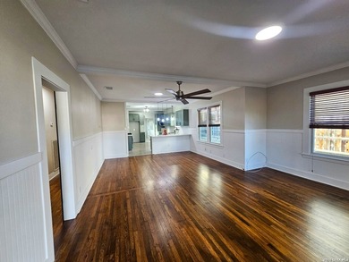 Fully renovated 3-bedroom, 2-bath home offering the perfect - photo 8