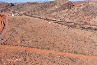 This expansive 28.94-acre parcel offers a rare and exceptional - photo 3