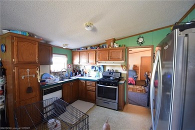 Aprox 2800 sqft of Commercial/Retail space right on Hwy 100 - photo 18