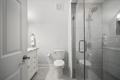 Turnkey, renovated golf cottage with short-term rental - photo 21
