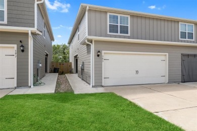 Lake Lavon Townhome/Townhouse For Sale in Princeton Texas