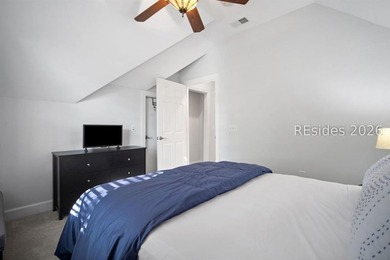Turnkey, renovated golf cottage with short-term rental - photo 46