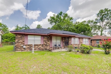 Offered for the first time since it was built, this single-owner - photo 3