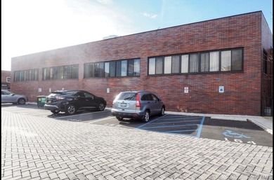 Ultra-prime 1031 exchange investment opportunity in the heart of - photo 3