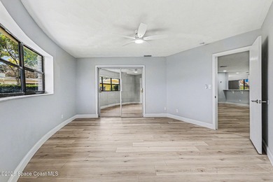 Wow, A MUST SEE!! Gorgeous Executive 3 bedrooms, 3 Bathrooms - photo 11