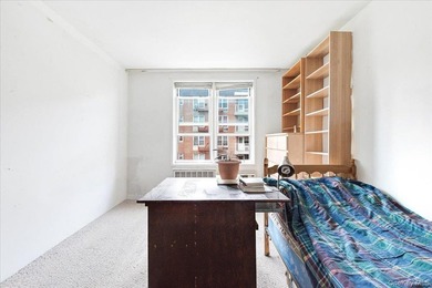 Affordable & Pet-Friendly Forest Hills Coop with Easy Street - photo 19