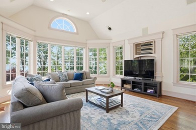 A truly iconic Annapolis offering, this extraordinarily rare - photo 19