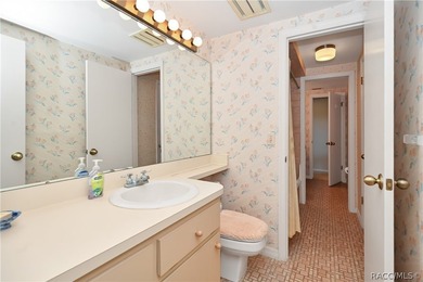 A MUST see... A rare find! This spacious charming 1986-built one - photo 23