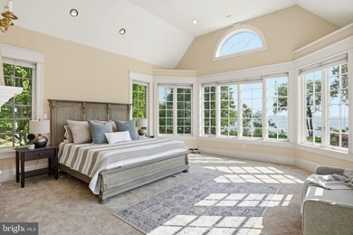 A truly iconic Annapolis offering, this extraordinarily rare - photo 23