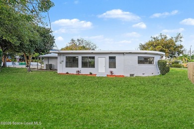 Wow, A MUST SEE!! Gorgeous Executive 3 bedrooms, 3 Bathrooms - photo 24