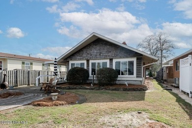 Welcome to 26 Chadwick Place Dr., offering 52.5 feet of prime - photo 2