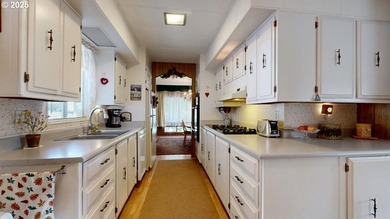 Ocean views, peaceful surroundings, and incredible versatility - photo 7