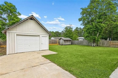 Move-in ready 3 bedroom, 1 bath home in a superb Slidell - photo 9