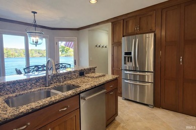 ~~Exceptional Riverfront Retreat with 130+ Feet of Scenic ST - photo 12