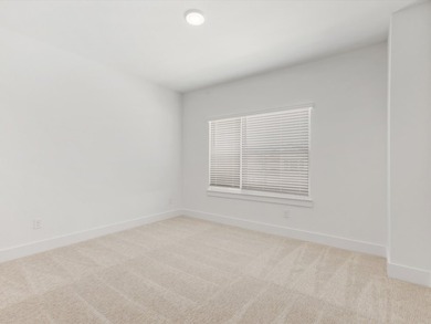 Ready Now!Live like a Queen in our popular Elizabeth Plan. Step - photo 23