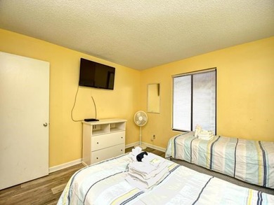 Luxury condo lifestyle at its finest, immaculate two bedroom - photo 24
