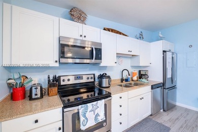 Turnkey, fully furnished waterfront property with strong  income - photo 7
