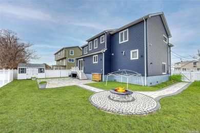 Like new! 2020 Construction featuring 4 beds/2.5 baths. The home - photo 3