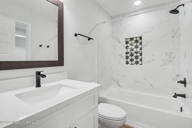 Two Primary Suites! Fully Renovated... loooks and feels - photo 13