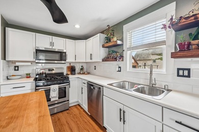 Nestled in a convenient Kenosha location, this beautifully - photo 18