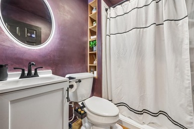 Nestled in a convenient Kenosha location, this beautifully - photo 19